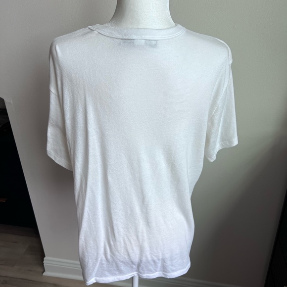 VICI oversized lipstick tee - Picture 3 of 3